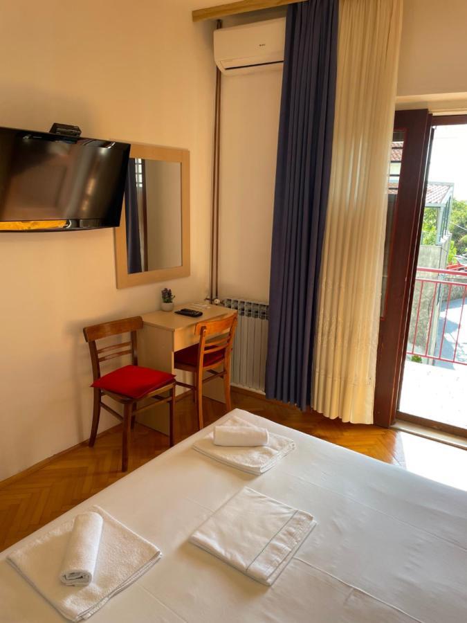 Apartmani Dragica Makarska Ngoại thất bức ảnh