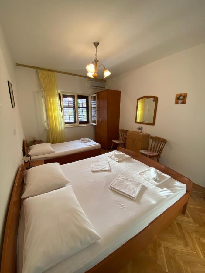 Apartmani Dragica Makarska Ngoại thất bức ảnh
