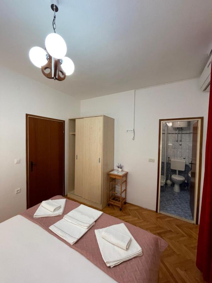 Apartmani Dragica Makarska Ngoại thất bức ảnh